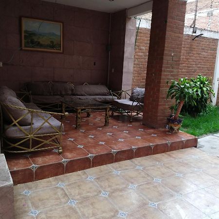 Hotel Alameda Maravatío Екстериор снимка