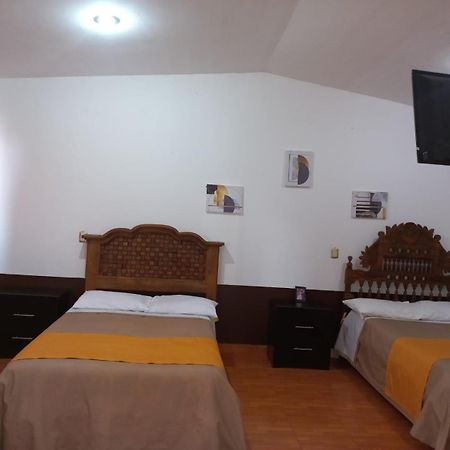 Hotel Alameda Maravatío Екстериор снимка