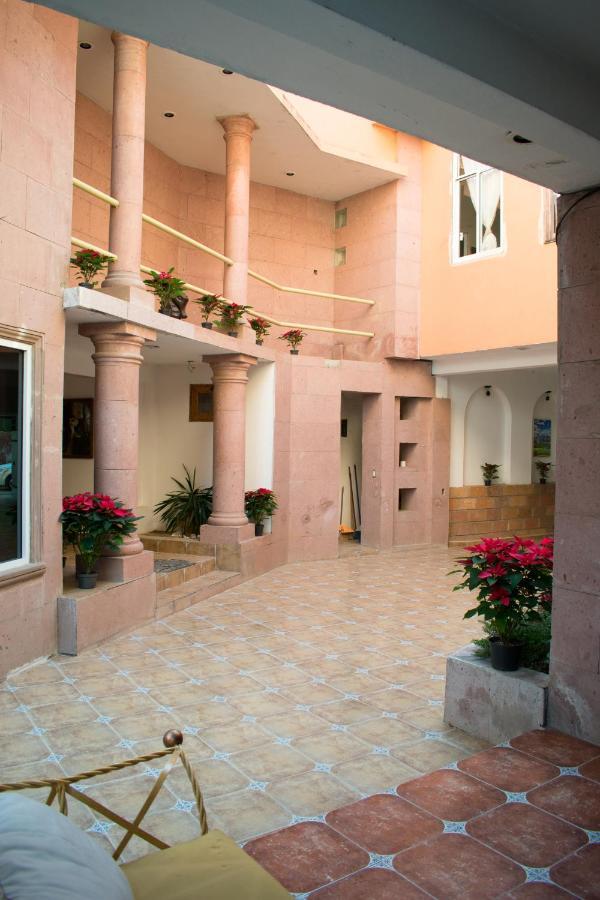 Hotel Alameda Maravatío Екстериор снимка